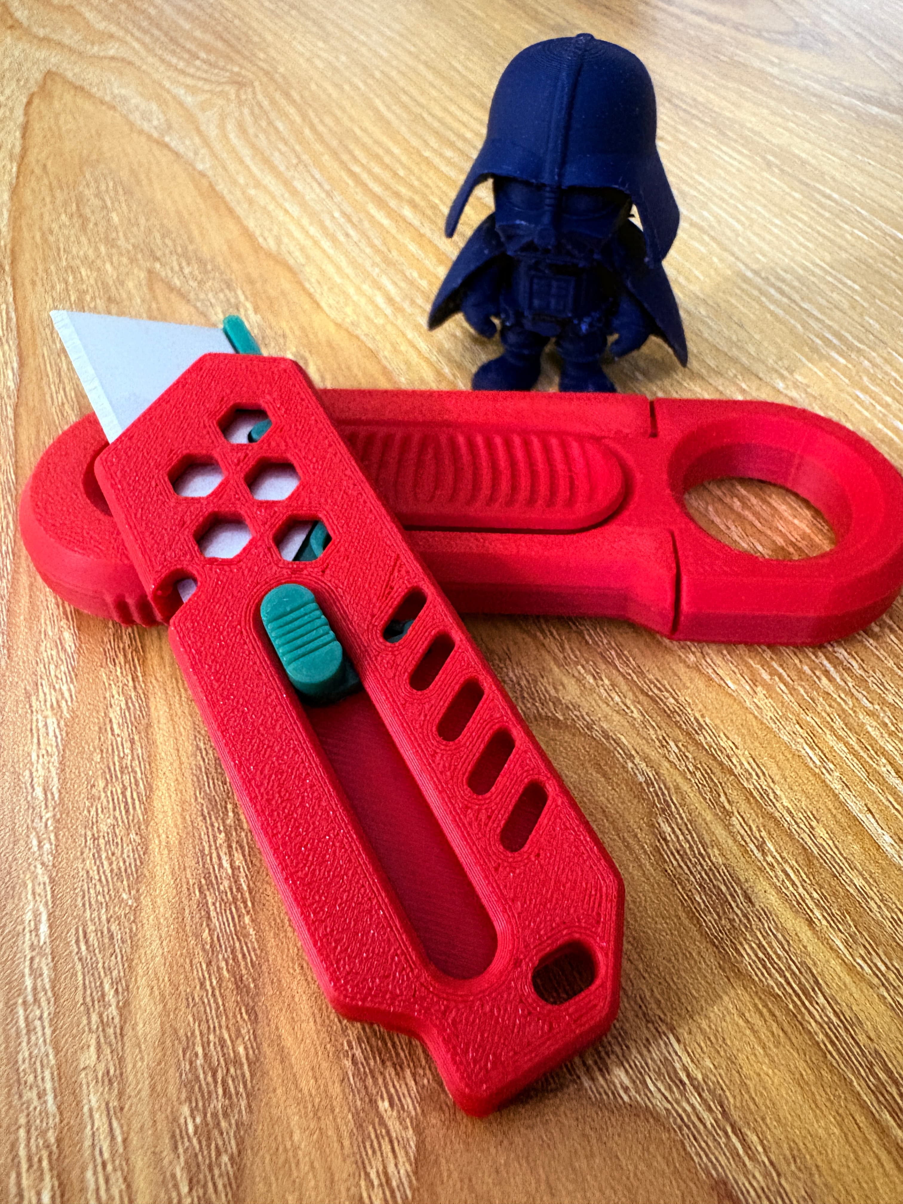 Box Cutter Wire Cutter